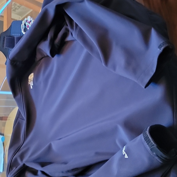 North Face APEX - Picture 4 of 6